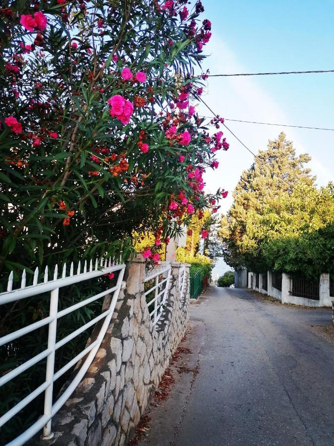Apartmani Ljubica Утєха Екстер'єр фото