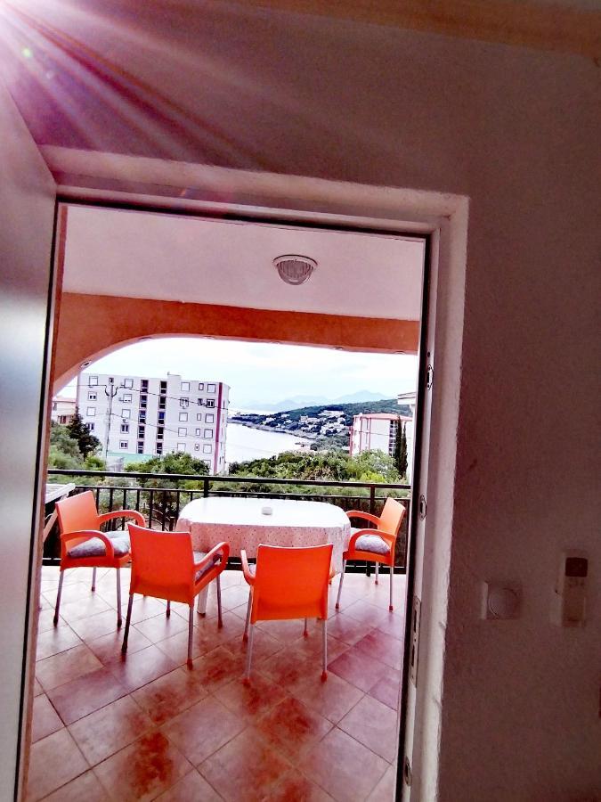 Apartmani Ljubica Утєха Екстер'єр фото