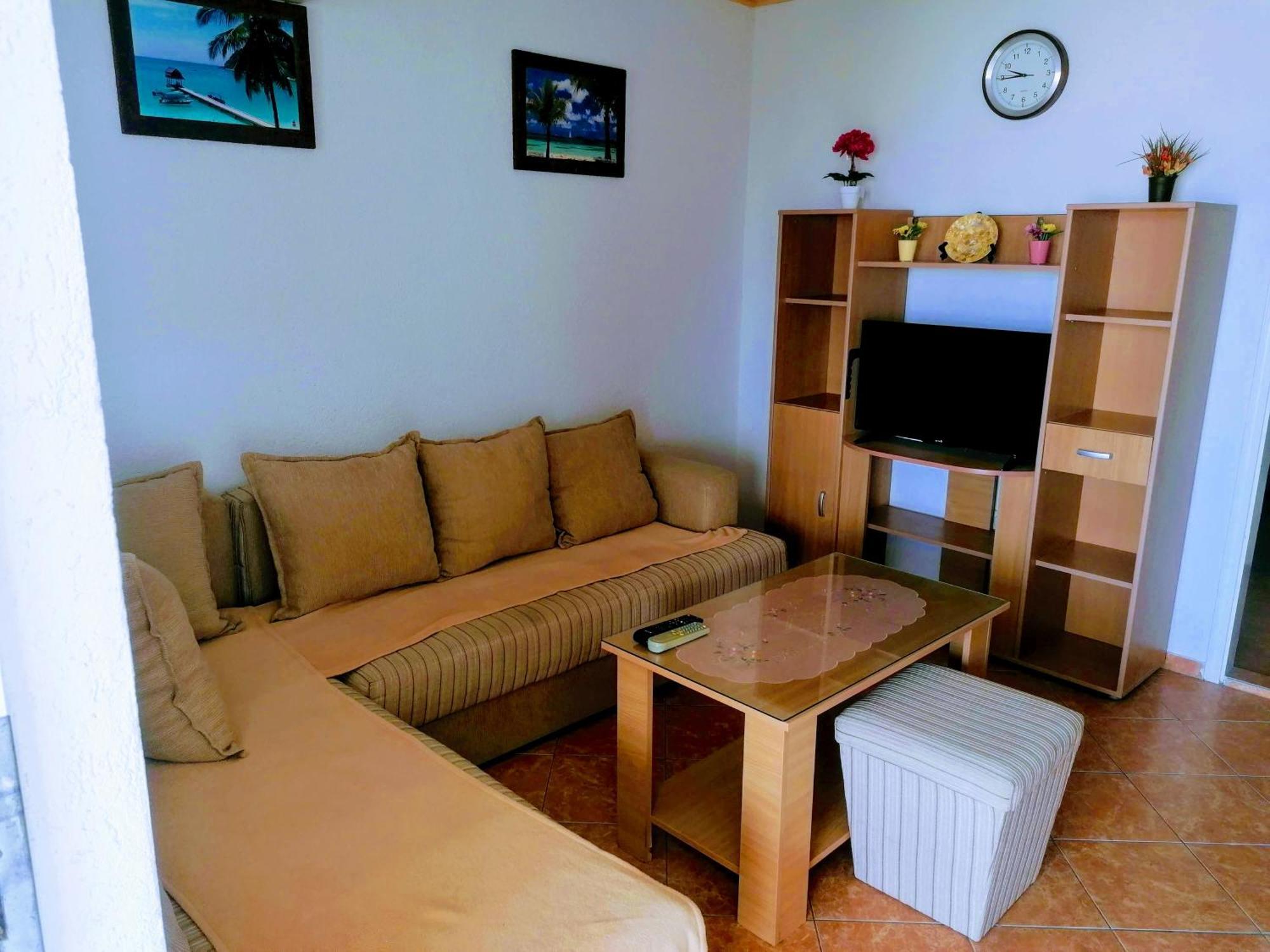 Apartmani Ljubica Утєха Екстер'єр фото
